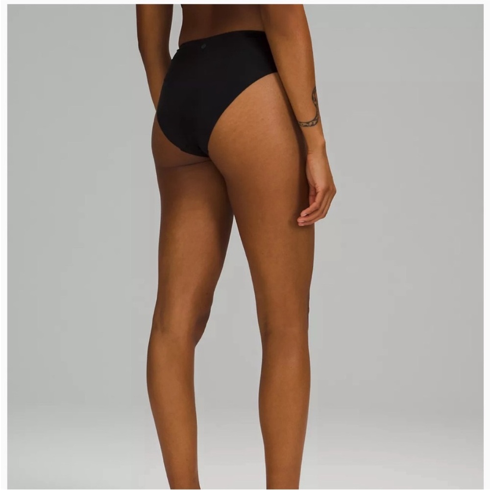 4 lululemon underwear